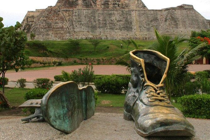 city-tour-of-cartagena-with-tickets-to-san-felipe-castle