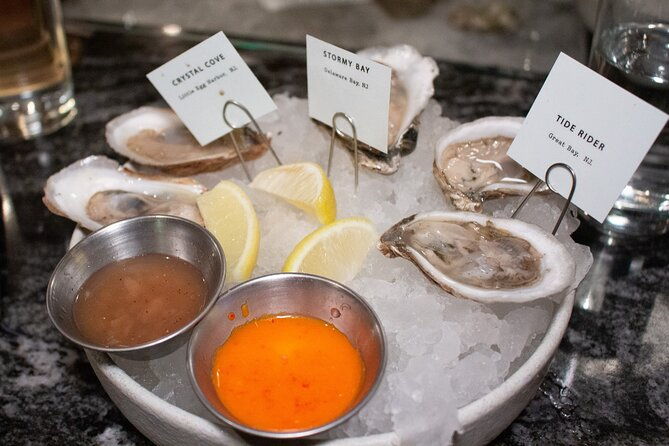cocktail-caravan-fishtown-walking-bar-tour
