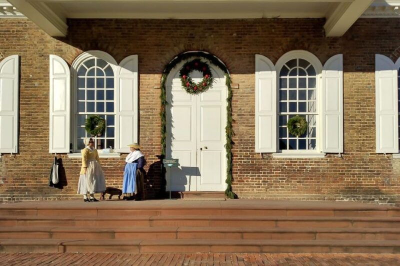 colonial-williamsburg-christmas-walking-tour