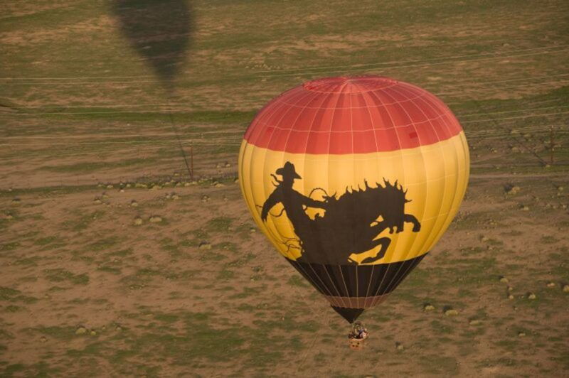 colorado-springs-sunrise-hot-air-balloon-flight-2