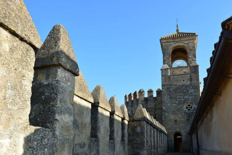 cordoba-gardens-fortress-of-catholic-monarchs-guided-tour