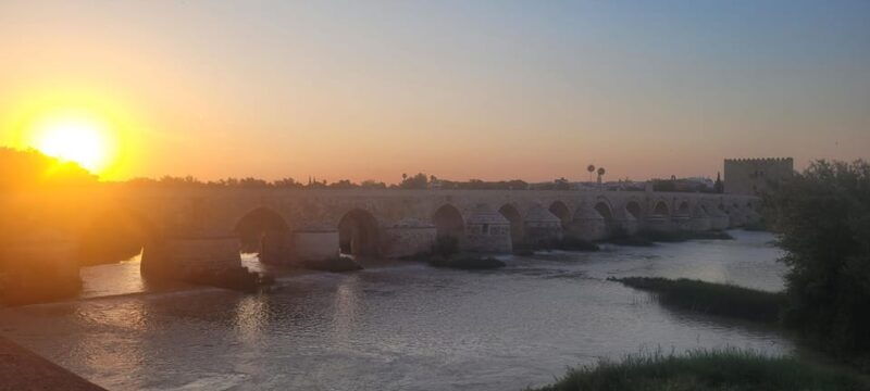 cordoba-mid-morning-walk-small-groups-native-english