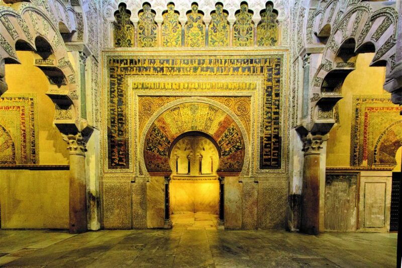 cordoba-mosque-jewish-quarter-and-alcazar-3-hour-tour