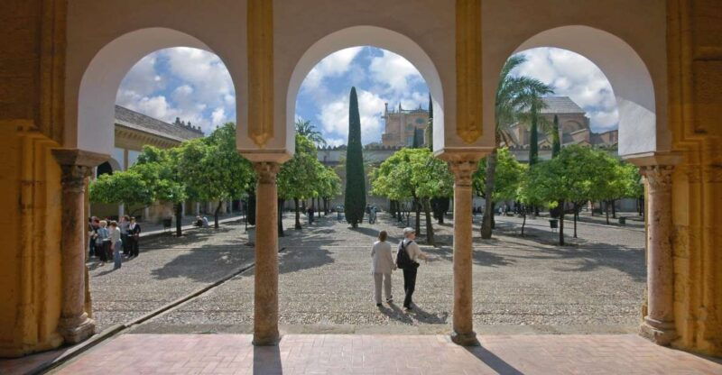 cordoba-mosque-jewish-quarter-tour-with-tickets