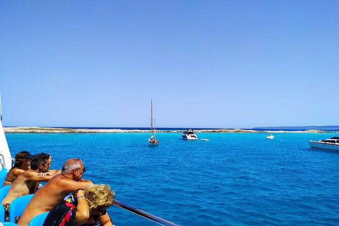 crystal-waters-sea-experience-from-figueretas