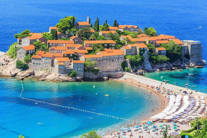 dawn-of-the-city-state-budva-sveti-stefan-bar-petrovac-1-day-tour