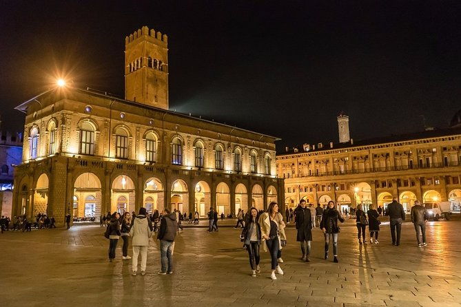 departure-private-transfers-bologna-city-to-bologna-airport-blq-in-luxury-van