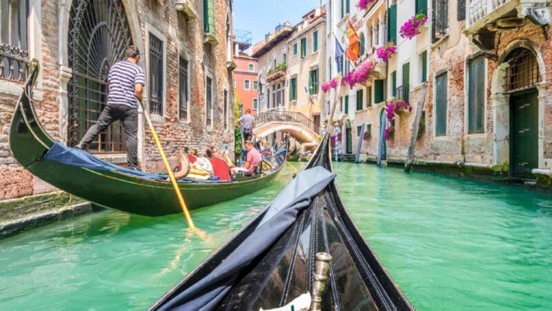 discover-venice-morning-san-marco-campo-formosa-gondola