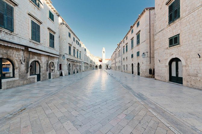 dubrovnik-private-shore-excursion-dubrovnik-old-town-konavle-valley-and-sivi-soko-viewpoint