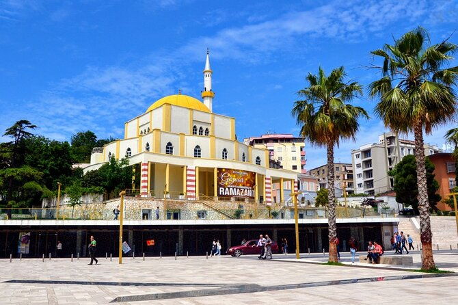 durres-walking-tour-with-roman-amphitheater