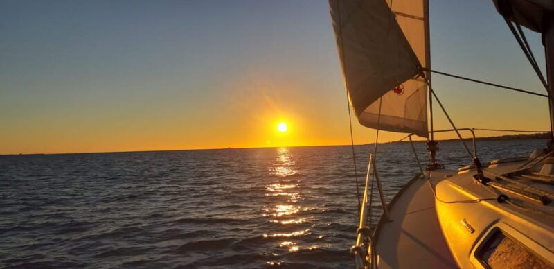 %e2%9b%b5bluemotion-lisbon%e2%9b%b5-private-sunset-sailing-tour-tagus-river