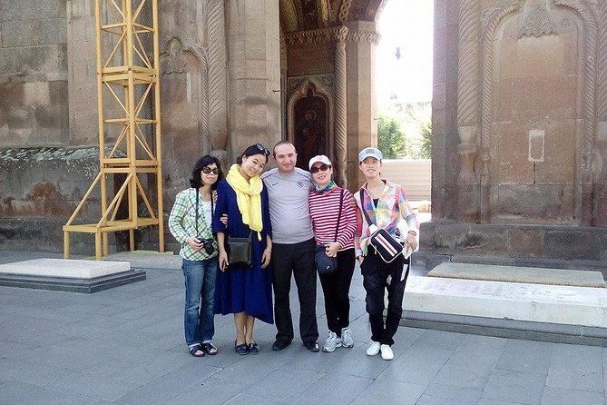 ejmiadzin-st-ripsimest-gayanecathedralzvartnots