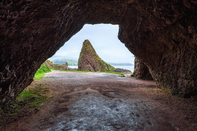 enchanted-shores-belfast-to-giants-causeway