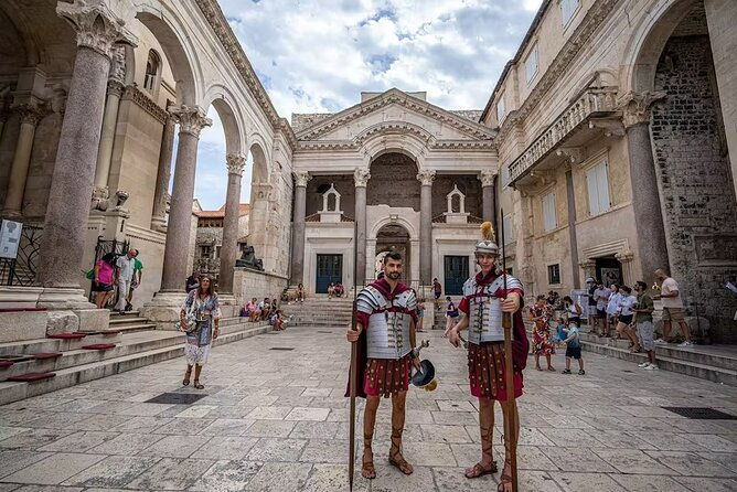 evening-group-walking-tour-split-old-city-diocletians-palace