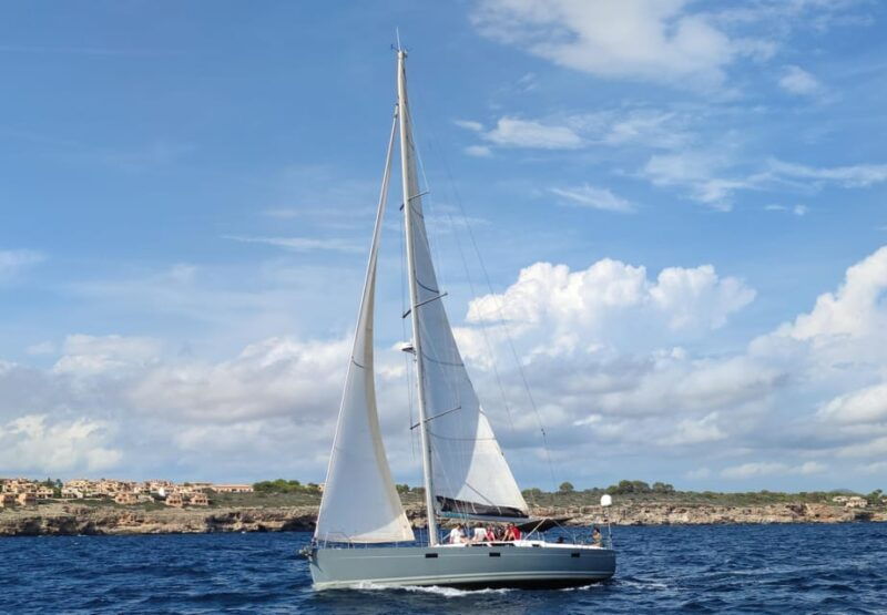exclusive-half-day-sailing-trip-portocolom-mallorca
