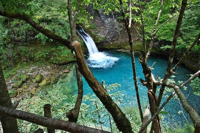 exclusive-qafshtama-national-park-hiking-tour-with-private-transfer