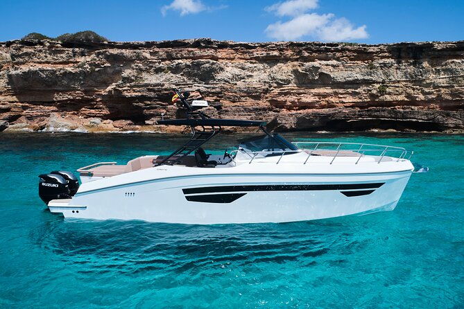 experience-a-day-at-formentera-on-our-beautiful-oryx-yacht