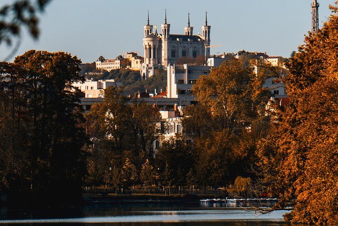 explore-lyon-in-60-minutes-with-a-local
