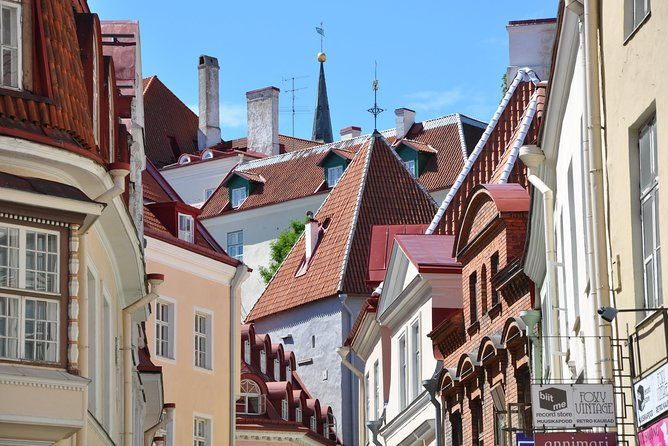 explore-the-instaworthy-spots-of-tallinn-with-a-local
