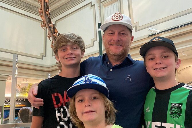 family-friendly-smithsonian-natural-history-museum-private-tour