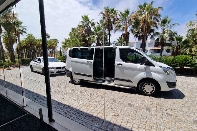 faro-airport-private-transfers-minibuses-8-seats