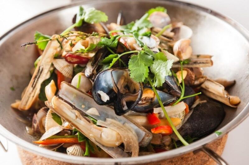 faro-learn-to-cook-a-cataplana-like-a-local