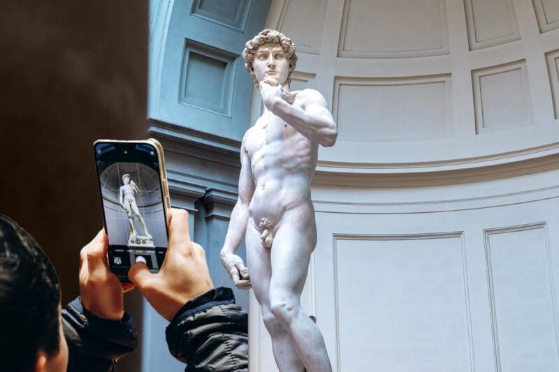 florence-exclusive-evening-tour-of-michelangelos-david