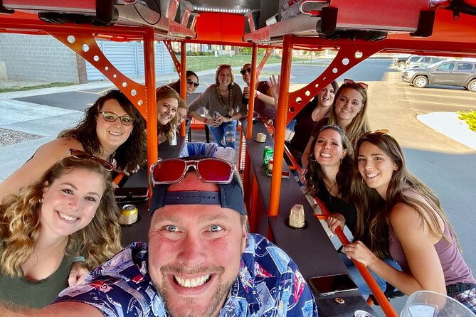 foxy-pedaler-green-bay-party-bike-private-tour