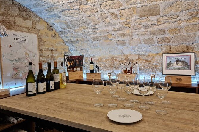 french-wine-and-cheese-master-class-near-the-eiffel-tower