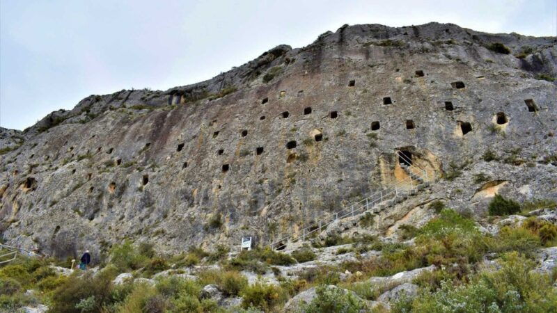from-alicante-bocairent-and-covetes-dels-moros-day-trip