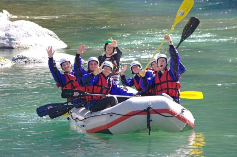 from-gardiner-yellowstone-river-whitewater-rafting-lunch