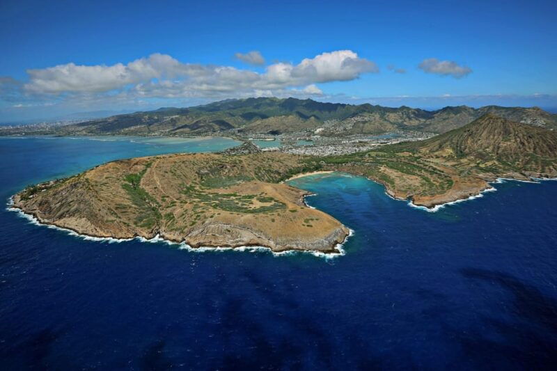 from-honolulu-complete-oahu-island-helicopter-tour