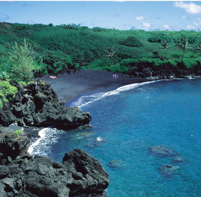 from-honolulu-harbor-private-custom-tour-on-oahu