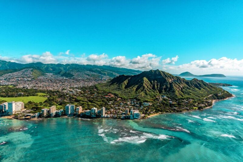 from-honolulu-oahu-60min-helicopter-tour-with-doors-off-on
