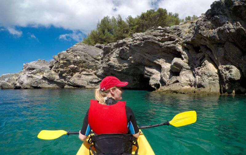 from-lisbon-arrabida-park-small-group-kayak-tour
