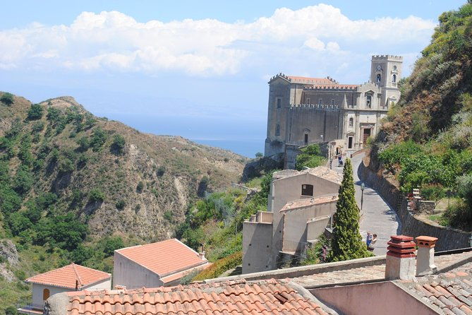 from-messina-cruise-terminal-taormina-godfather-tourlunch
