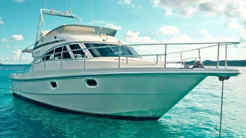 from-palau-la-maddalena-archipelago-yacht-tour-with-lunch