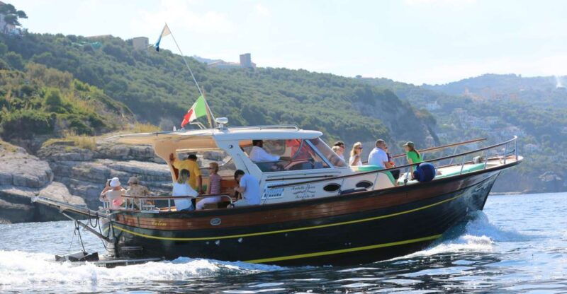 from-salerno-capri-and-the-sirenusas-boat-tour