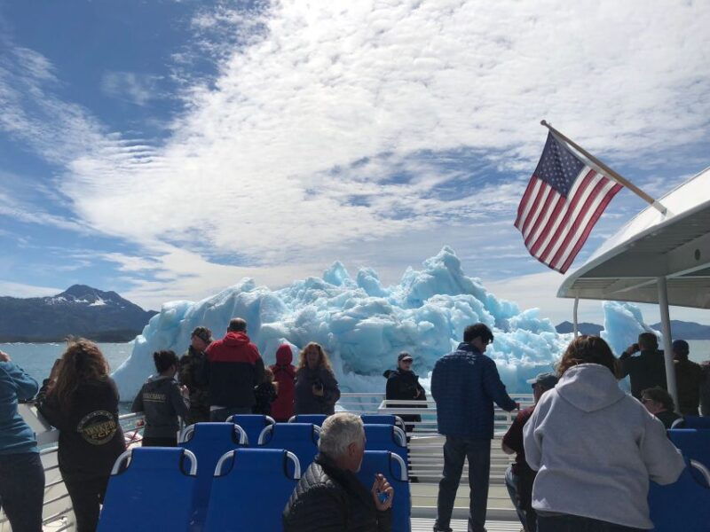 from-valdez-7-5-hour-meares-glacier-wildlife-cruise
