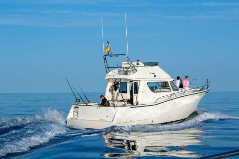 fuengirola-2-hour-yacht-excursion-with-drinks-and-snacks