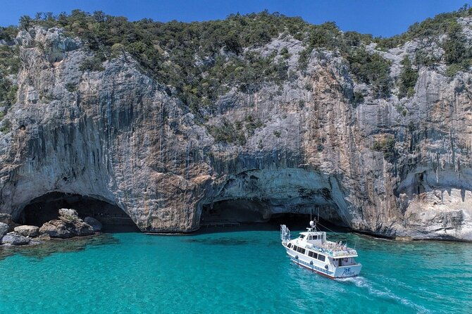 full-day-cala-gonone-and-gulf-of-orosei-mini-cruise