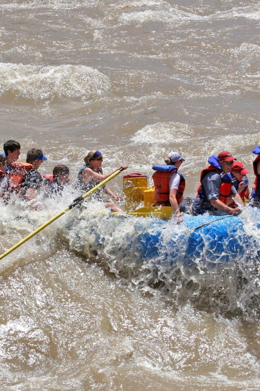 full-day-colorado-river-rafting-tour-at-fisher-towers