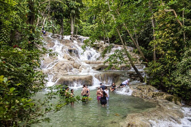 full-day-dunns-river-and-nine-miles-with-lunch