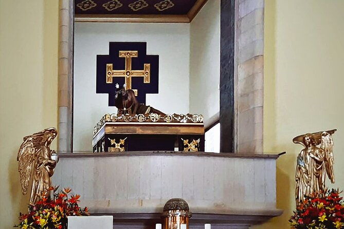 full-day-in-private-bogota-monserrate-candelaria-and-museums