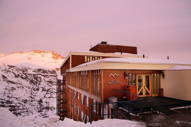 full-day-panoramic-to-valle-nevado-farellones-ski-center