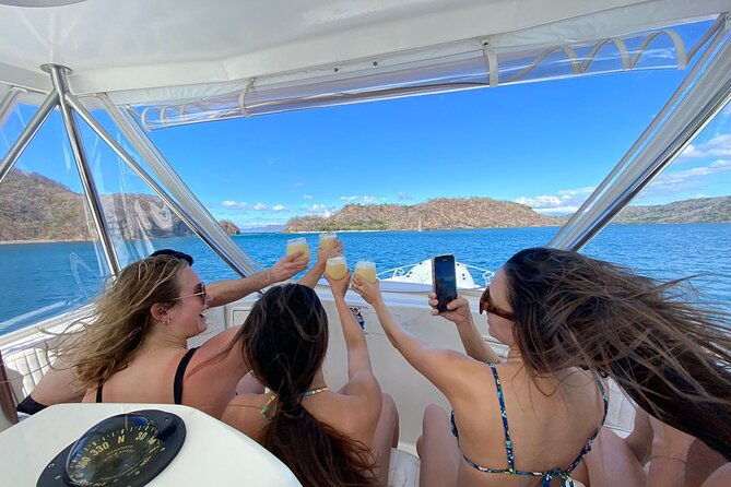 fun-at-the-ocean-with-barbecue-at-the-beach-ocean-yacht-48ft