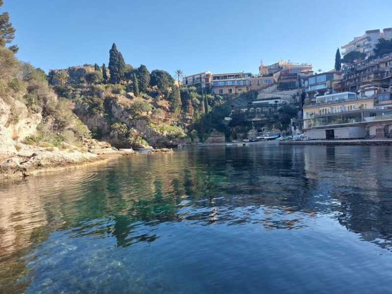 giardini-naxos-taormina-2-hours-boat-tour-with-snorkeling