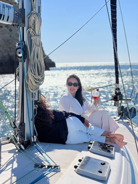 golden-hour-on-elegant-yacht-sunset-tour-in-lagos-algarve