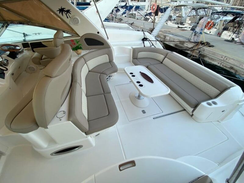 gran-canaria-excursion-on-private-yacht-with-drinks-lunch-and-snorkeling