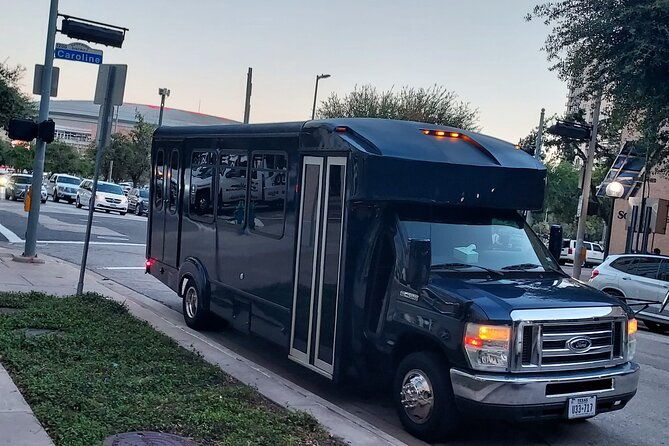 group-transportation-houston-to-galveston-cruise-hotels-16-pax